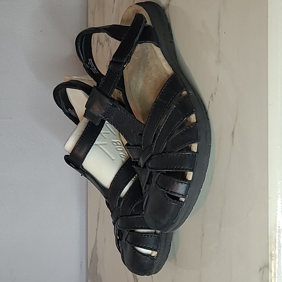 Earth Origins Savoy Sheva Black Leather Closed Toe Strappy Sandals 8W Boho Comfy - Picture 2 of 11